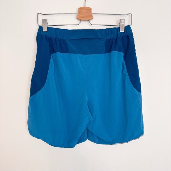Lululemon Switch Up Short *6" - Picture 5 of 6